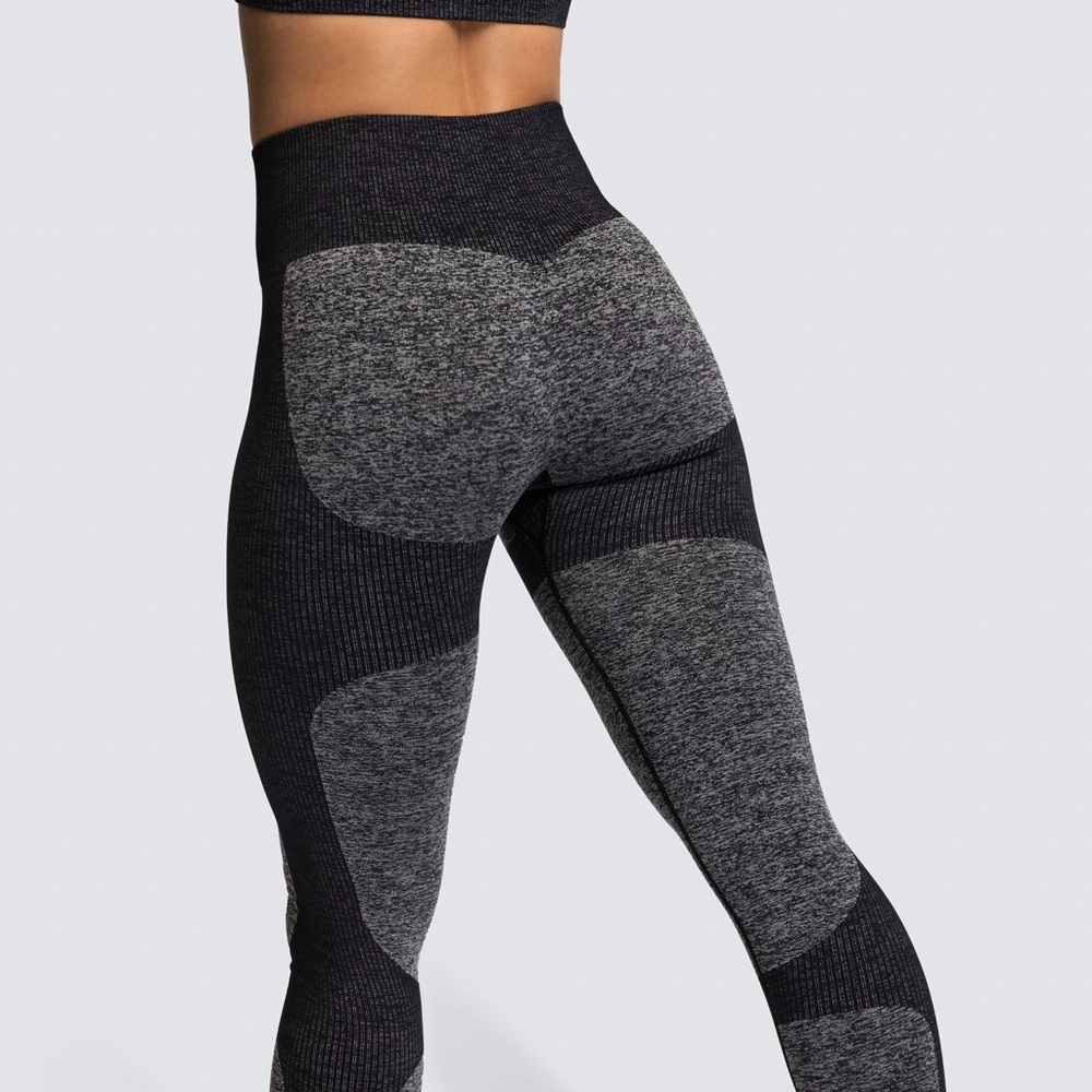 Doyoueven Impact Seamless Leggings